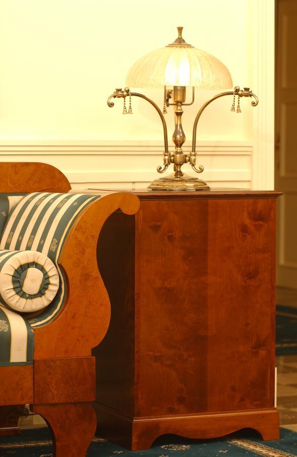 Hotel "Zajazd Napoleonski" วอร์ซอ ภายนอก รูปภาพ