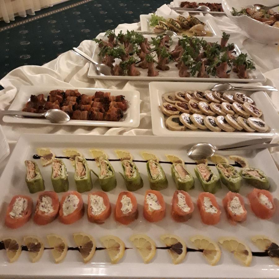Hotel "Zajazd Napoleonski" วอร์ซอ ภายนอก รูปภาพ